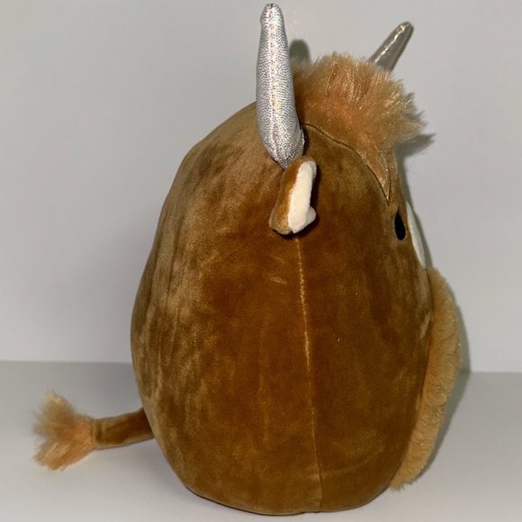 8" Wilfred the Highland Cow 2023 Valentines Squishmallow - Picture 5 of 5